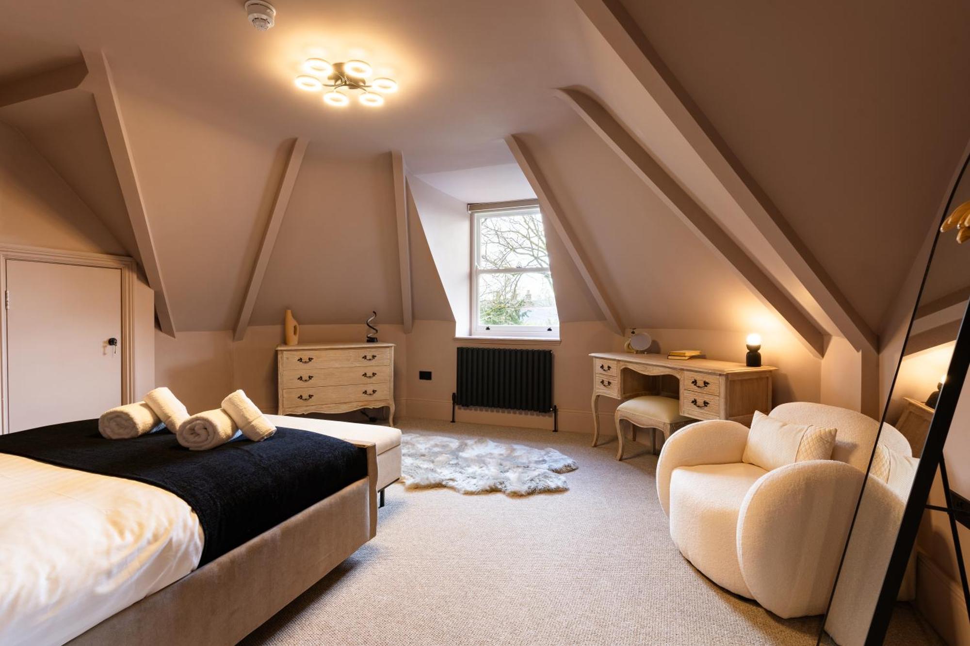 Longshaw Loft
