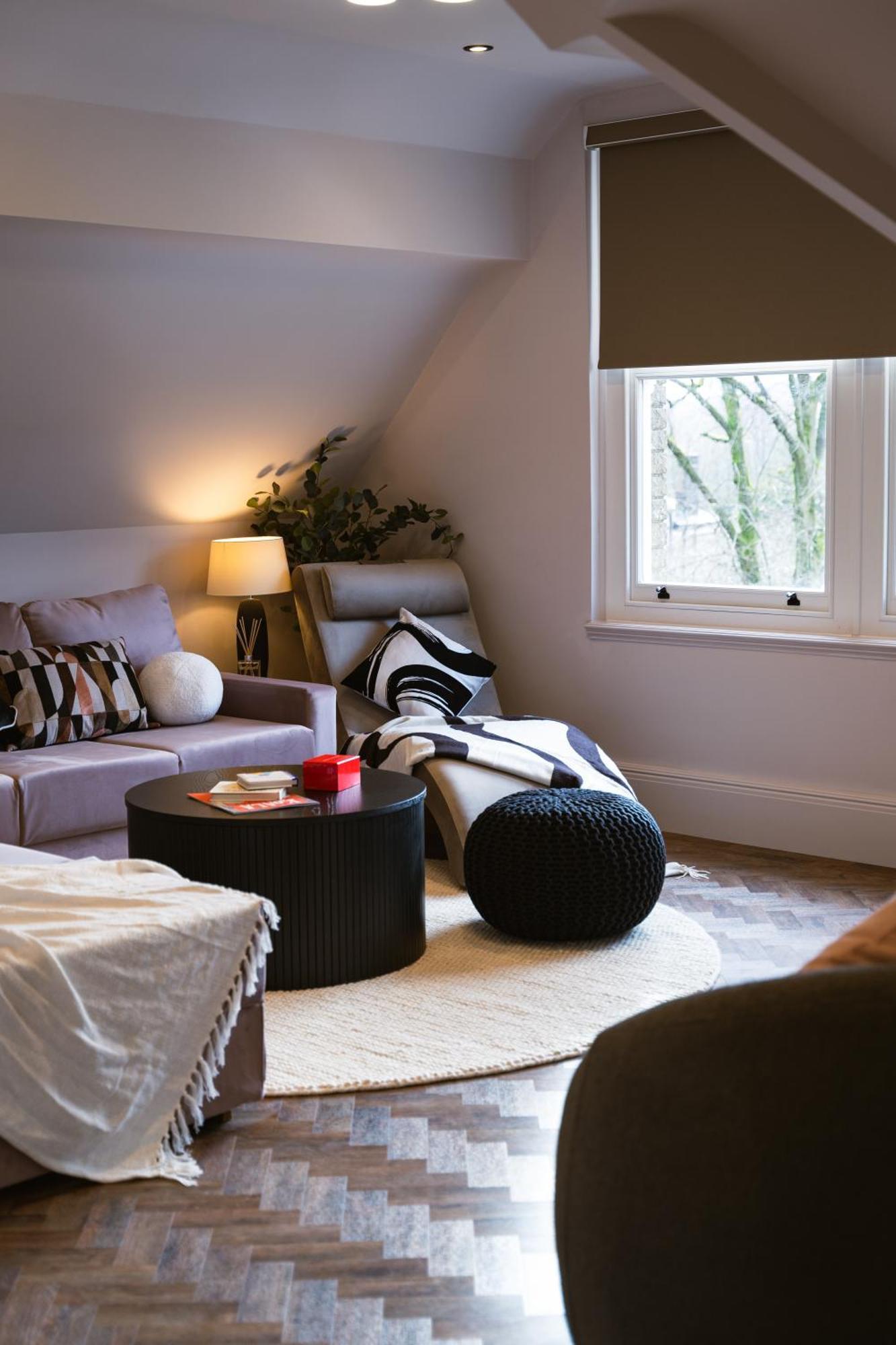 Longshaw Loft Apartment *